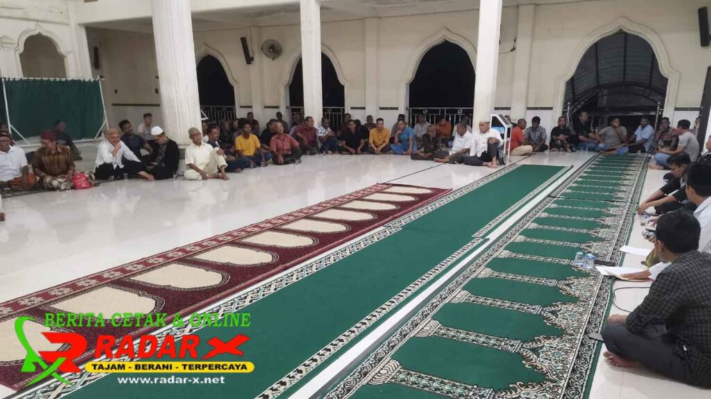 Kisruh Pengurus Mesjid, Masyarakat Gampong Rukoh Kota Banda Aceh Adakan Rapat