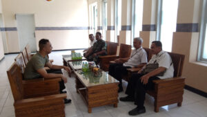 Mencegah Karhutla Adi Nugroho Administratur Perum Perhutani KPH Bondowoso Semakin Gencar Berkoordinasi Dengan Aparatur Terkait