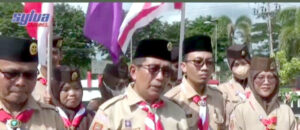 Pelepasan Kontingen Pramuka Karang Pamitran Nasional oleh Wabup Mura