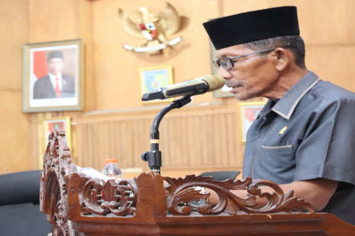 10 Fraksi DPRD Batu Bara Sampaikan II Ranperda