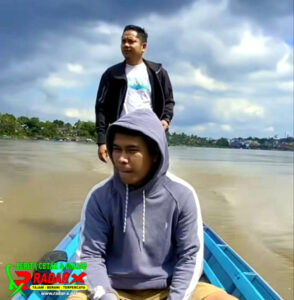 Anggota DPRD Murung Raya Senang Berbur Dengan Warga