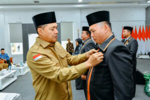 Lantik Dewan Pendidikan, Bupati Zahir : Harus Bisa Jadi Mitra Pemerintah