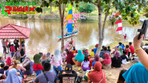 Pemkab Mura Apresiasi Kepada PT. Adaro Mineral Menginisiasi Lomba Dayung Perahu