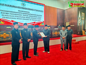 DPRD Murung Raya Serahkan Nota Kesepakatan KUA Dan PPAS Tahun 2023