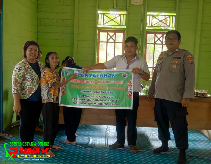 Pemdes Teluk Jolo Salurkan BLT Triwulan III Tahun 2023 Kepada 56 KPM