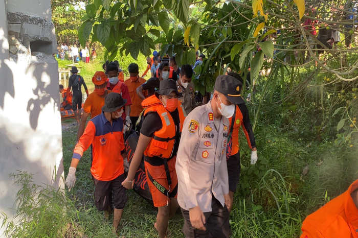 Jasad Saudara Kembar Tenggelam Di Sungai Dalu Dalu Ditemukan