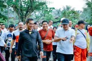Bupati Zahir Lepas Peserta Jalan Sehat Bersama Sambut HUT ke-52 Korpri