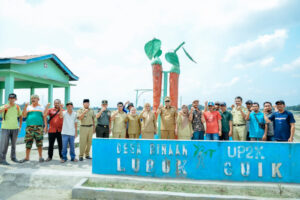Pj. Bupati Batu Bara Nizhamul Tinjau Kawasan Sentra Cabai Lubuk Cuik