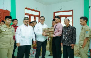 Pererat Tali Silaturahmi, PJ Nizhamul Kunjungi 5 Ponpes di Batu Bara