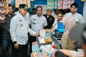 Jelang Ramadhan, Pj. Bupati Batu Bara Tinjau Pasar