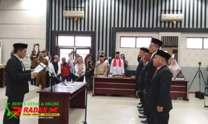 Pj Bupati Syakir Lantik Lima Komisioner KIP Aceh Tenggara Terpilih