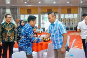 Hari ke-2 Idul Fitri, Pj. Bupati Batu Bara Hadiri Open House Gubsu