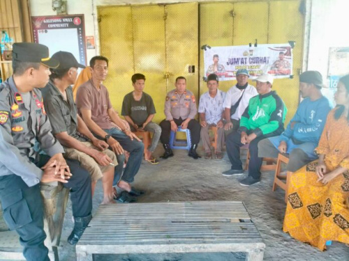 Polsek Galut Polres Takalar Gelar Jumat Curhat: Dengarkan Aspirasi dan Jaga Kamtibmas