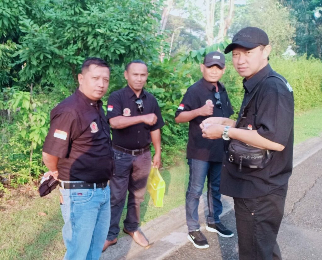 Sertakan Alat Bukti, IWB kembali Datangi Semua Kantor DPP Partai Politik di Jakarta