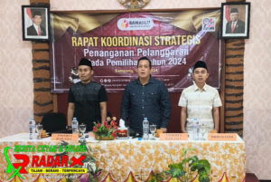 Antisipasi Terjadinya Pelanggaran, Bawaslu Kabupaten Sampang Gelar Rapat Kordinasi Strategis