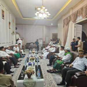 YTM Dato’ Muhammad Zaki Hadiri Haul Akbar Sultan Siak