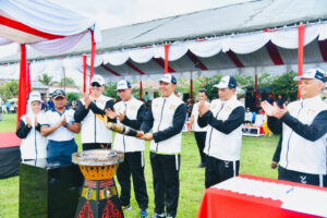 Pj. Bupati Batu Bara Terima Obor Api PON XXI Aceh – Sumut 2024