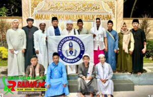 Gelar Ziarah Wali Songo, PJS Doakan Sampang Tentram