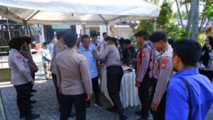 Polres Bondowoso Laksanakan Pengamanan Dalam Acara Debat Pilbup Tahun 2024 di Hotel Palm