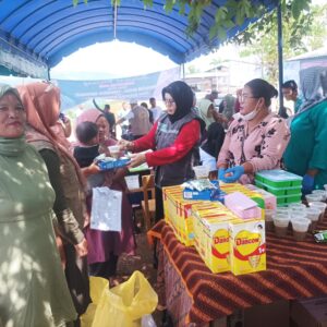 Dinkes Agara Gelar Bakti Sosial dan Pengobatan Gratis Pada HKN ke 60
