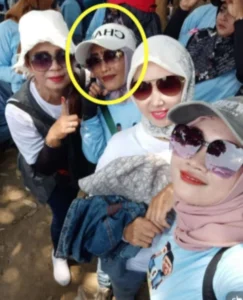 Beredar Foto Viral Lagi Perangkat Desa Bono Ikut Berkampanye