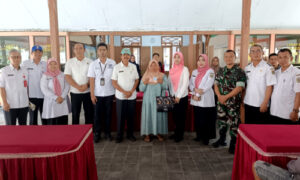 Pemerintah Kabupaten Bondowoso Melalui Dinsos P3AKB Salurkan BLT-DBHCHT