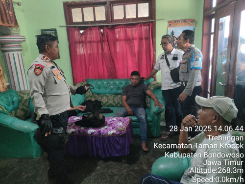 Polsek dan warga berhasil amankan pelaku pencurian kotak amal masjid