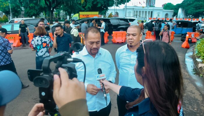 Geladi Bersih, Bupati Batu Bara Terpilih Baharuddin Ikuti Kirab Jalan Kaki dari Monas Menuju Istana Kepresidenan