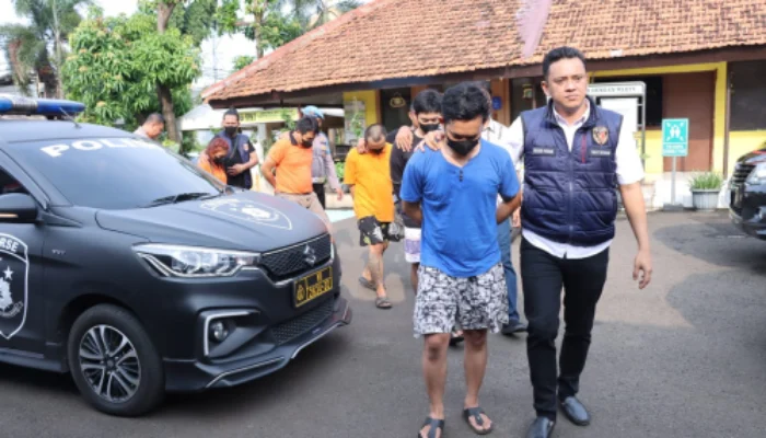 Beraksi Sejak 2023, 5 Pelaku Komplotan Curanmor Diamankan Polsek Palmerah 3 diantaranya Residivis