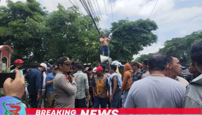 Terlibat Korupsi PEN Rp 12 Miliar, Polda Jatim Tetapkan Tersangka Pejabat PUPR Sampang…!?