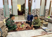 Anggota TMMD KE-123 “Ngobrol Santai” Di Rumah Warga, Ternyata Ini Tujuannya!