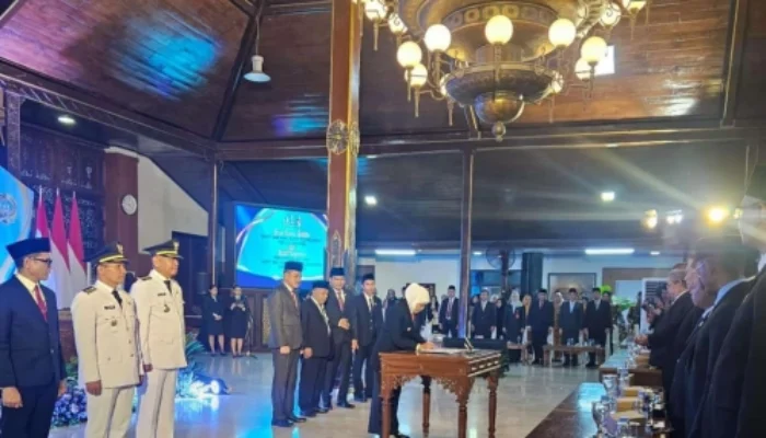 Rapat Paripurna Sertijap Bupati Dan Wakil Bupati Tulungagung 2025-2030