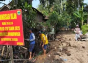 Semangat Warga Dan Satgas TMMD Ke-123 Bondowoso Pasang Paving Block