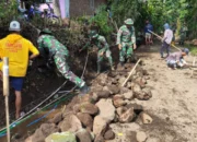 Pembuatan Jalan Plengsengan Skala Prioritas Satgas TMMD 123 Bondowoso