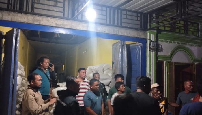 Bupati Salim Fakhry Bersama Polisi Gerebek Gudang Beras Oplosan di Agara