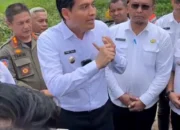 Warga Menyambut Baik Pembersihan Eceng Gondok Di Waduk Bojong Sari  Yang Di Pimpin Langsung Bupati Lucky Hakim