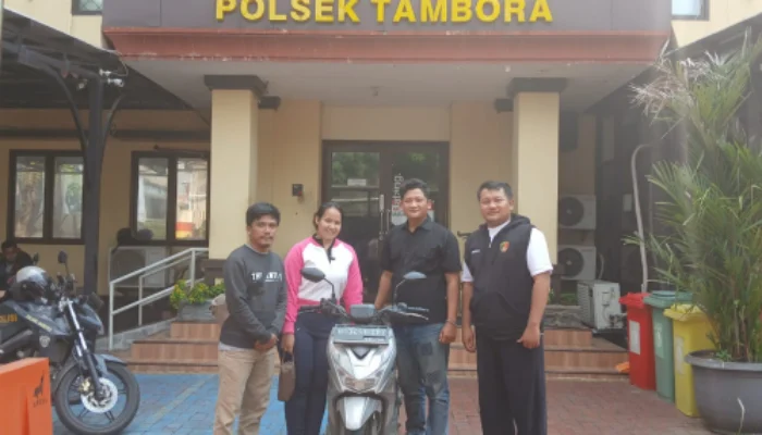 Polsek Tambora Ungkap Curanmor, 4 Motor Dikembalikan ke Tangan Pemiliknya, Warga Apresiasi
