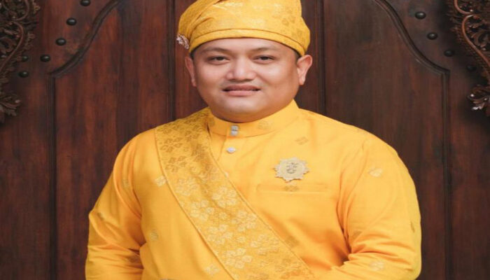 Izhar Fauzi Dinobatkan sebagai Datuk Maharadjha Sri Indera Muda