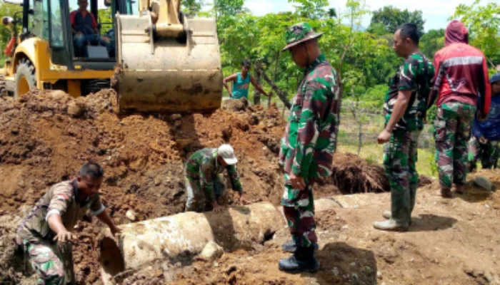 Percepat Pembangunan, TMMD 124 Gunakan Alat Berat untuk Pemasangan Gorong-Gorong
