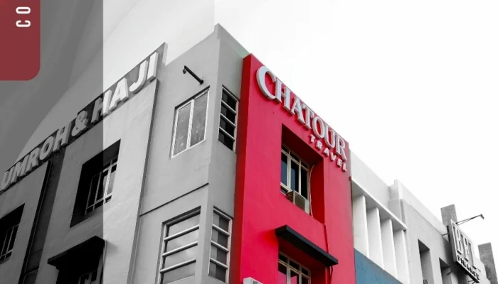 Chatour Travel Tebar Baliho di 24 Kota Jawa Timur : Komitmen Nyata Hadirkan Informasi Haji & Umroh Terpercaya