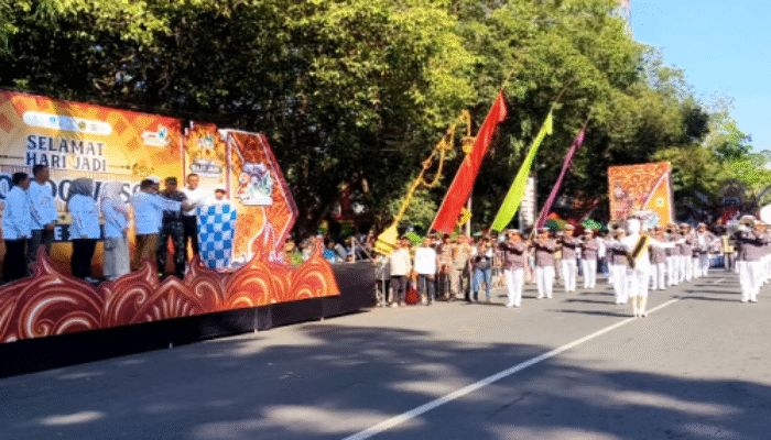 Pawai Budaya Harjabo ke-206: Wabup As’ad Kobarkan Semangat Harmoni untuk Bondowoso Berkah