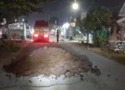 ‎Warga Desa Pondoh Senang Sepanjang Jalan Menuju Desa Segeran Di Beton