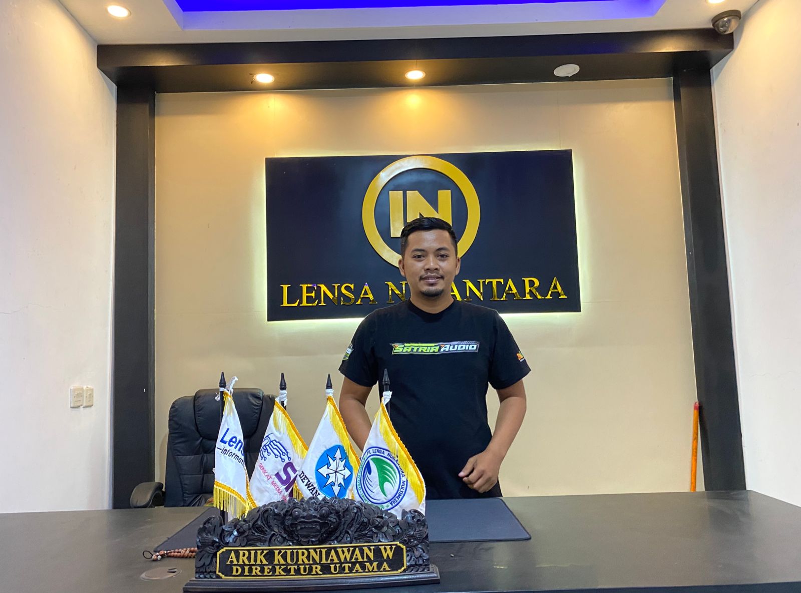 Redaksi Lensa Nusantara