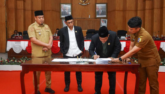 Pemkab Batu Bara Bersama DPRD Resmi Tandatangani Nota Kesepakatan KUPA PPAS TA 2025