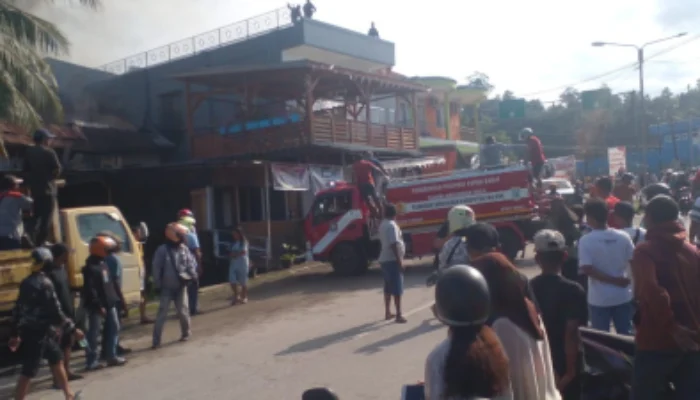 Kebakaran Pertokoan di Fakfak Picu Sorotan Minimnya Armada Damkar
