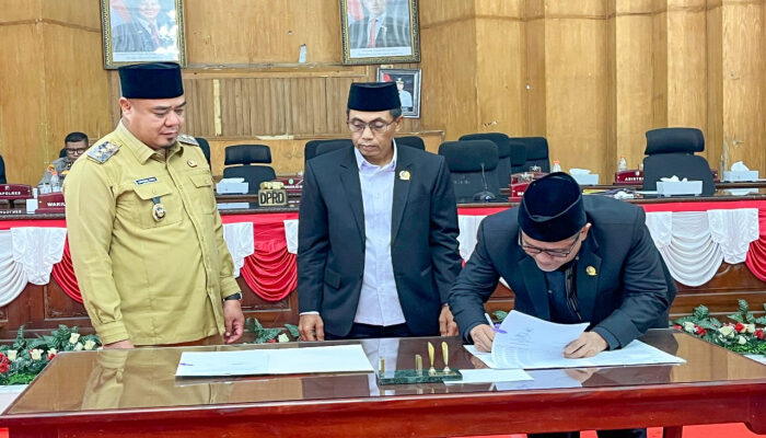 DPRD Batu Bara Setujui Ranperda Perubahan APBD Tahun Anggaran 2025