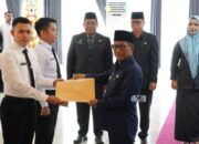 Bupati Murung Raya Serahkan SK PNS dan PPPK Tahap II, Heriyus Tegaskan Disiplin ASN