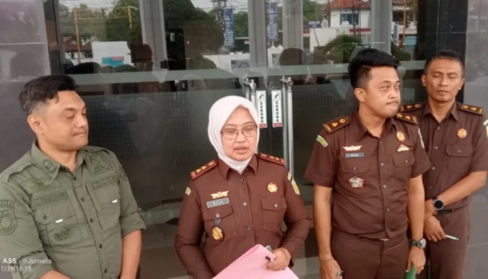 Tahap II Tuntas, Polda Jatim Limpahkan Kasus Mega Korupsi PEN Rp12 Miliar ke Kejari Sampang