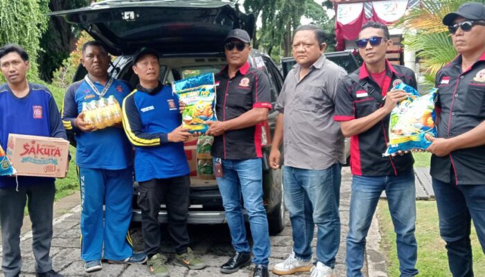 HARJABA KE-254: IWB Serahkan Sembako Sebagai Tanda Peduli, Serta Dorong Kepastian Hukum Kasus Korupsi “Mamin Fiktif” 