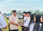 Serahkan SK PPPK Penuh Waktu dan PPPK Paruh Waktu, Bupati Baharuddin Berpesan Tingkatkan Kinerja dan Pelayanan kepada Masyarakat